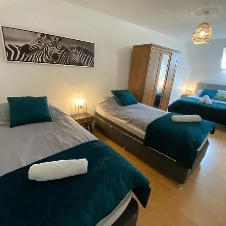 Modern Spacious Flat In Ipswich - Sleeps 6 - Parking Freston Exterior foto
